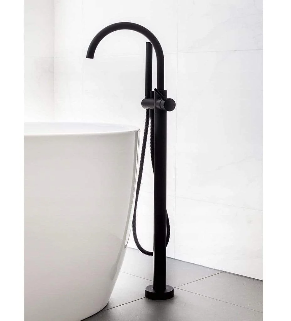 Stella Freestanding Bath Mixer Tap - Black - SW50 - Image 3